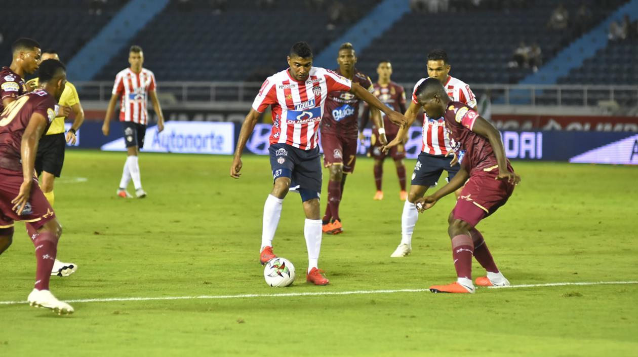 Luis Carlos Ruiz no fue tenido en cuenta para el partido. 