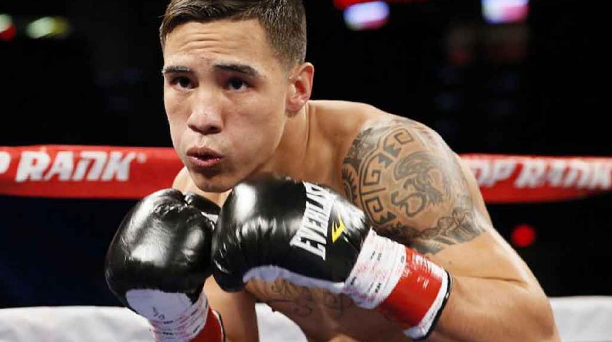 Óscar Valdez, boxeador mexicano peso pluma. 