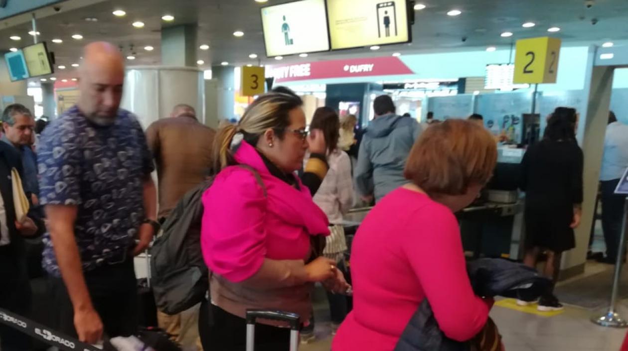 los tres ciudadanos venezolanos expulsados.