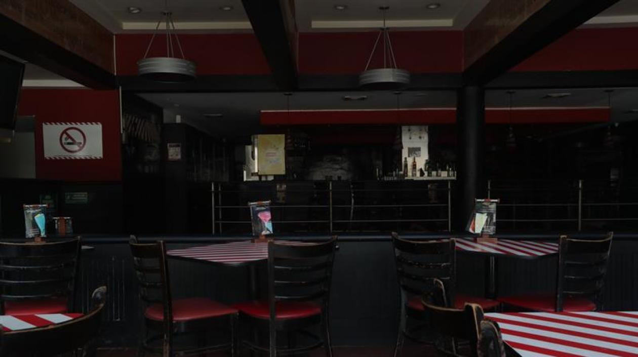 Restaurante de Caracas cerrado por apagón.