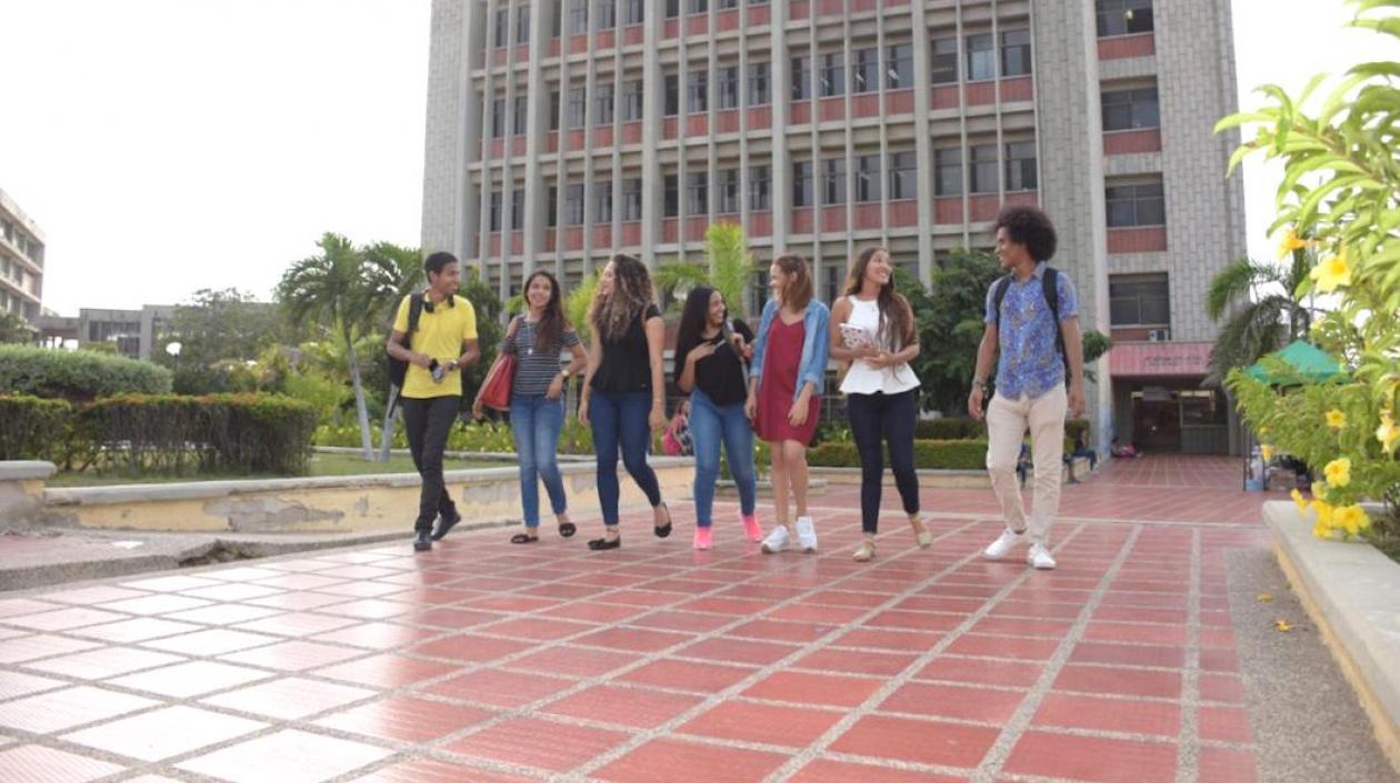 La invitación es a las comunidades universitarias para que participen del proceso.