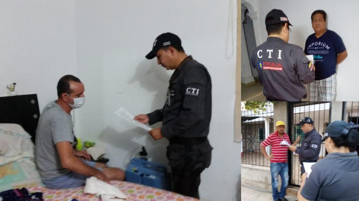  Los agentes del CTI cuando le leían sus derechos a algunos de los capturados.