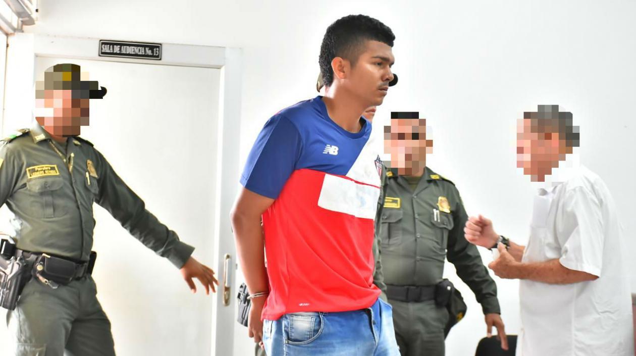 Raúl Barrios a su llegada a una audiencia.
