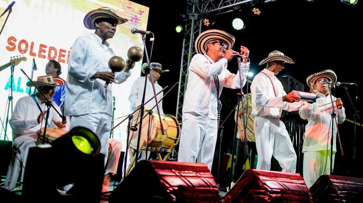 Agrupación La Cumbia Soledeña.