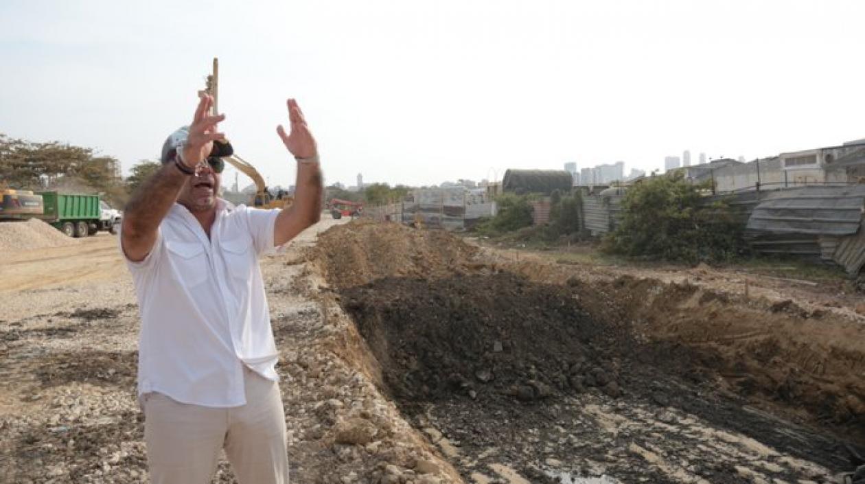 Alcalde Char en la calle 72.