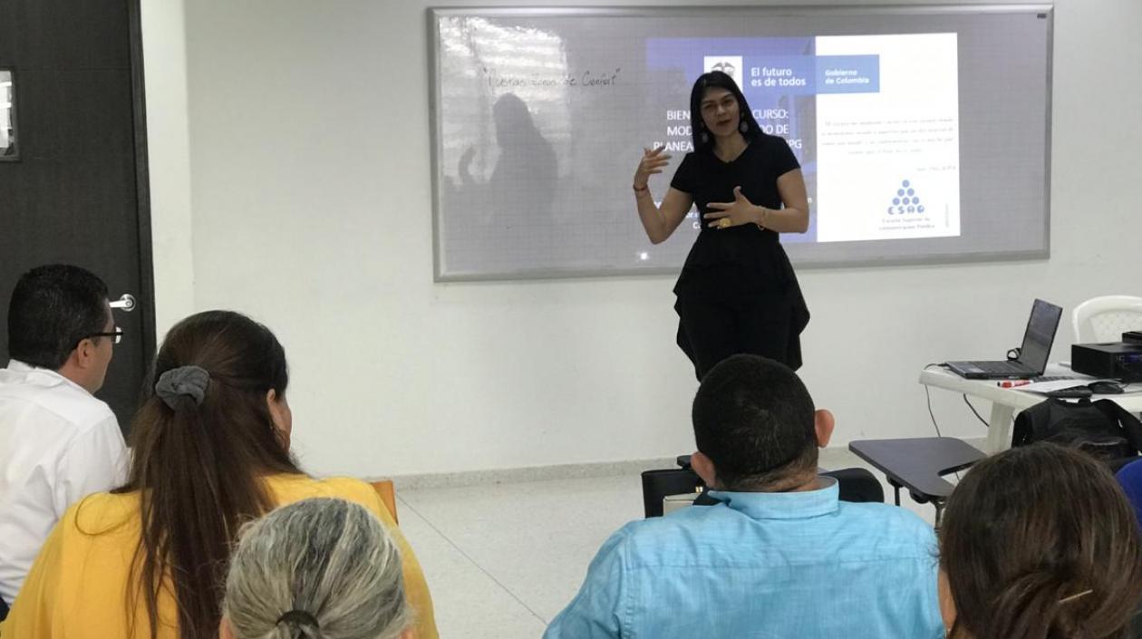 Sandra Patricia Plata Coronado, directora territorial de la ESAP para Atlántico, Magdalena, Cesar y La Guajira.