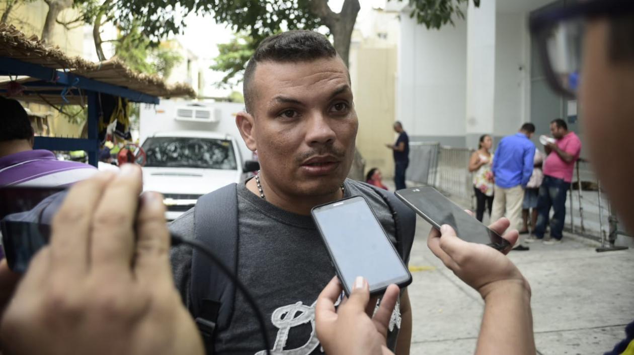 Charles Martínez, padrastro de la niña de 11 años. 