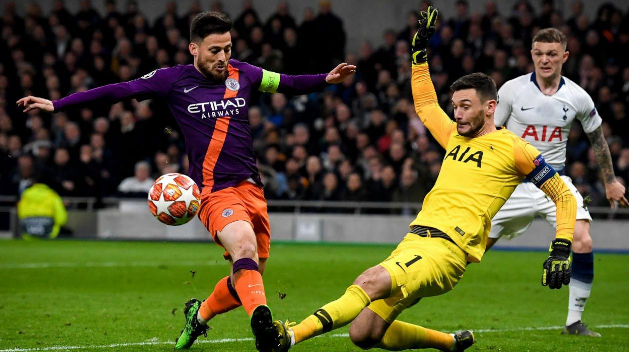 Hugo Lloris, una de las figuras del Tottenham Hotspur.