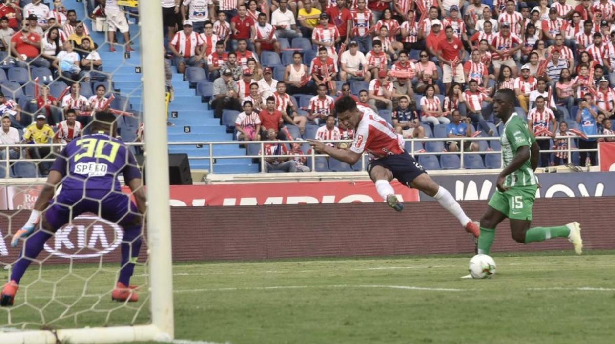 Teófilo Gutiérrez es una de las novedades para el partido. 