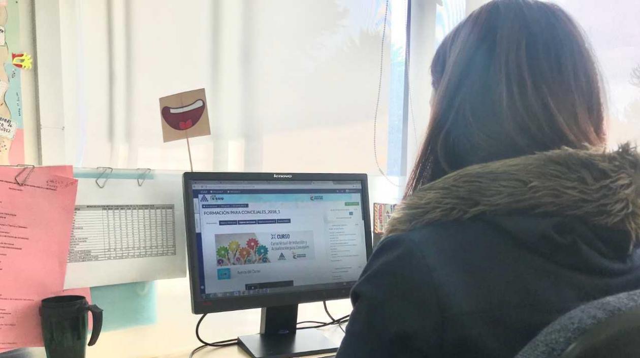 La ESAP realizó curso virtual de Inducción y Actualización para Concejales.