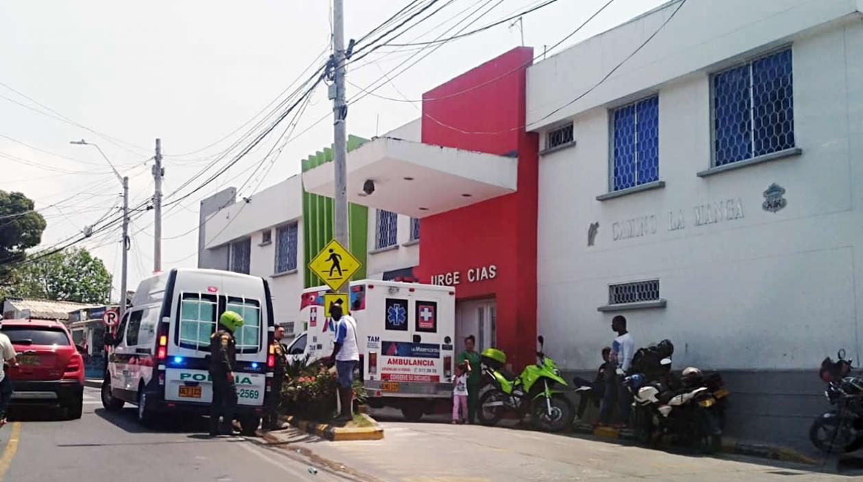 Camino del barrio La Manga.
