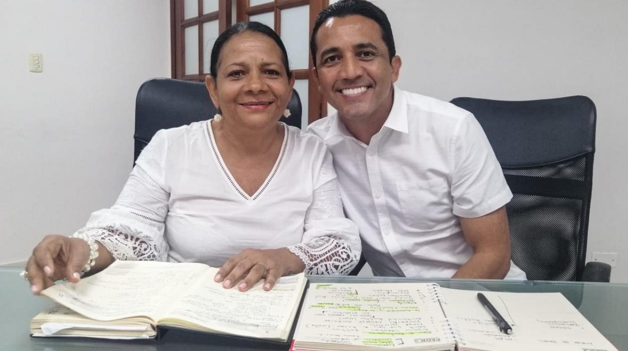 Emma Doris López y Pedro Lemus.