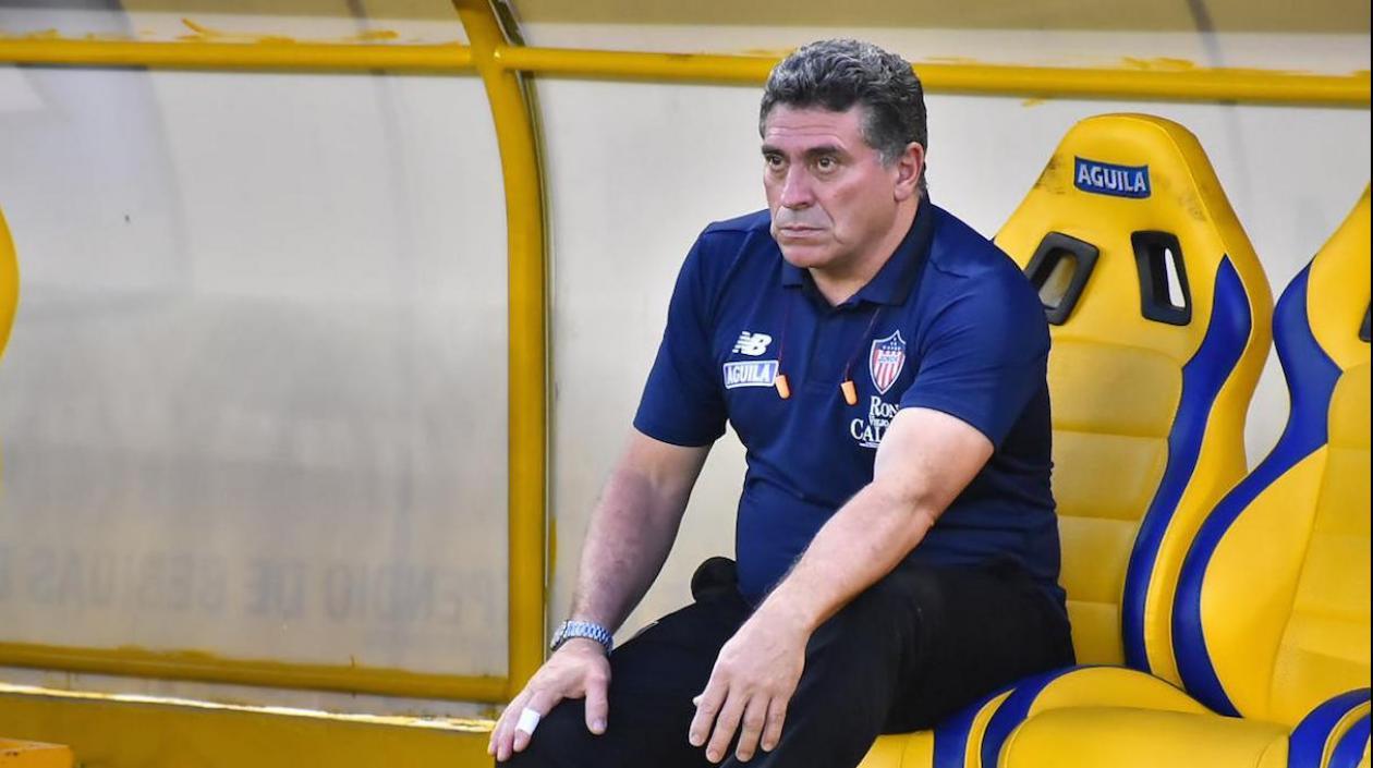 Luis Fernando  Suárez, DT del Junior.