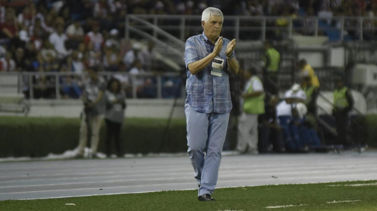 Julio Comesaña, técnico colombo-uruguayo. 
