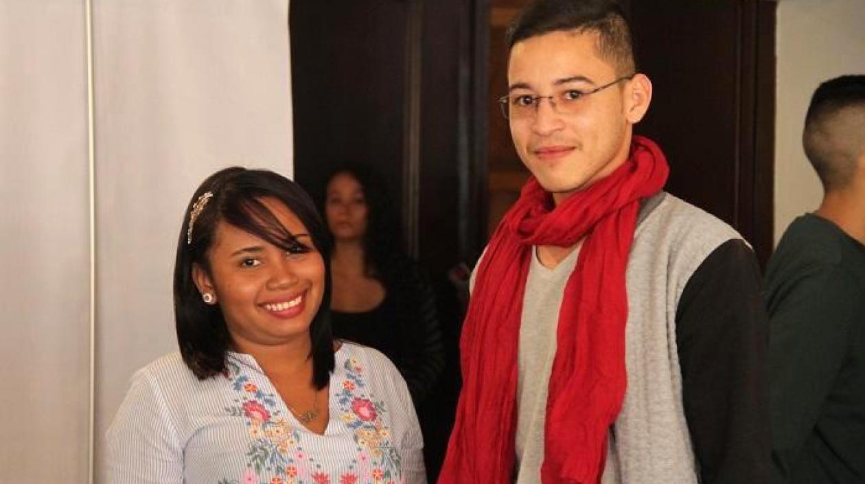 Estado Joven está dirigido a jóvenes colombianos de 18 a 28 años de edad. 