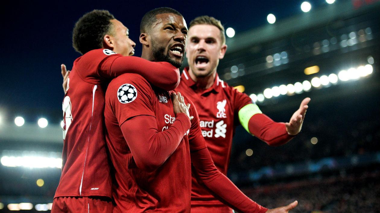 Georginio Wijnaldum celebra el gol del 3-0, ante el Barcelona. 