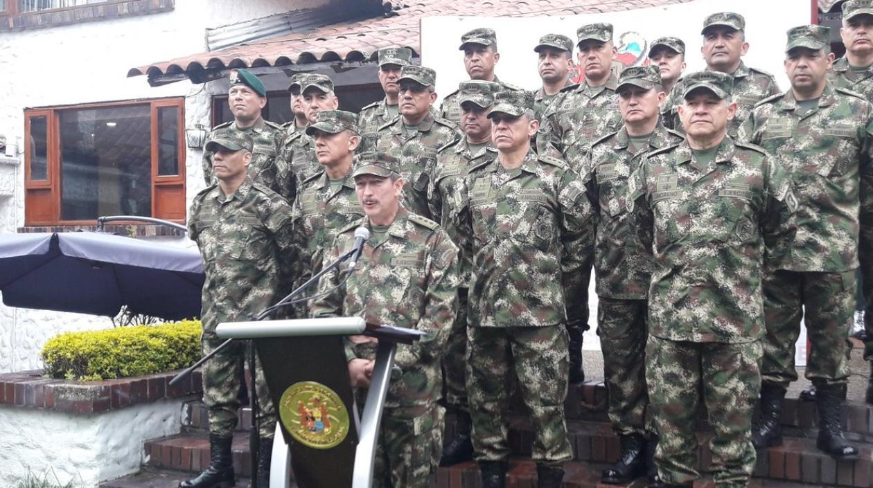 El comandante de esa institución, general Nicacio Martínez.