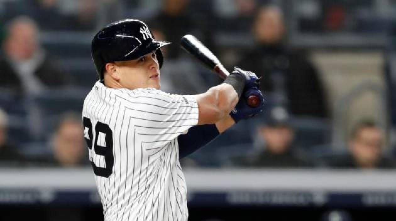 Giovanni Urshela, pelotero colombiano. 