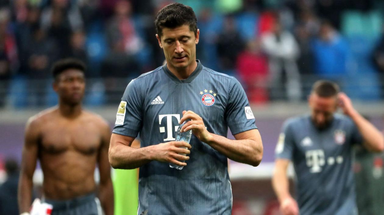 Robert Lewandowski luego del empate. 