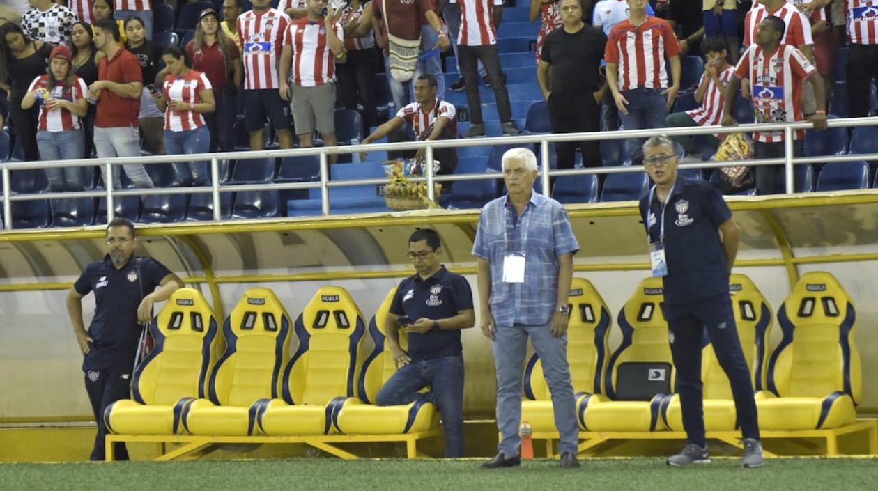 Esta vez no le funcionó su 'camisa agorera' a Comesaña.