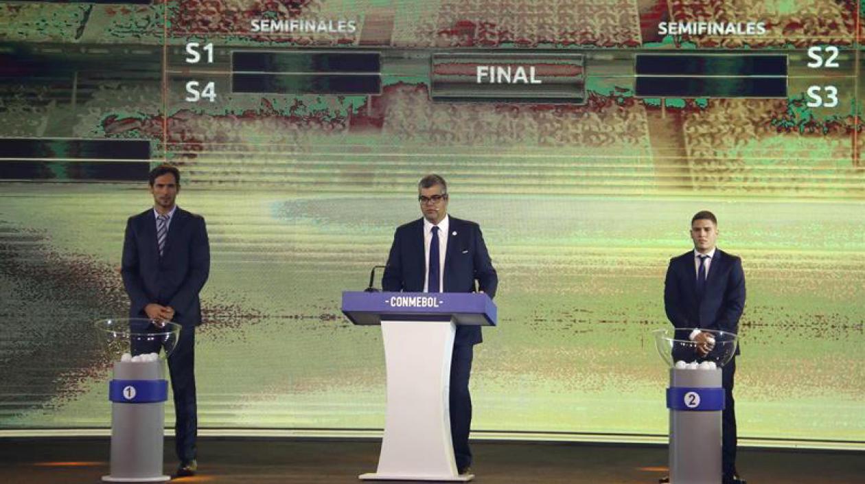 La ceremonia del sorteo.