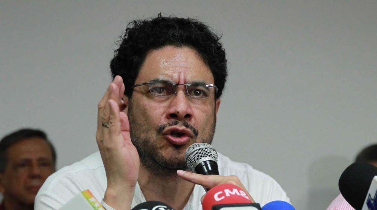 El senador de izquierdas Iván Cepeda