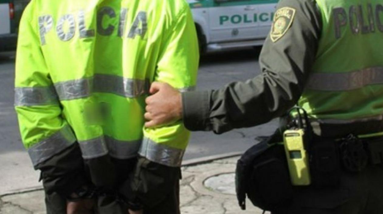 El policía fue sorprendido con la marihuana en un inmueble del municipio.