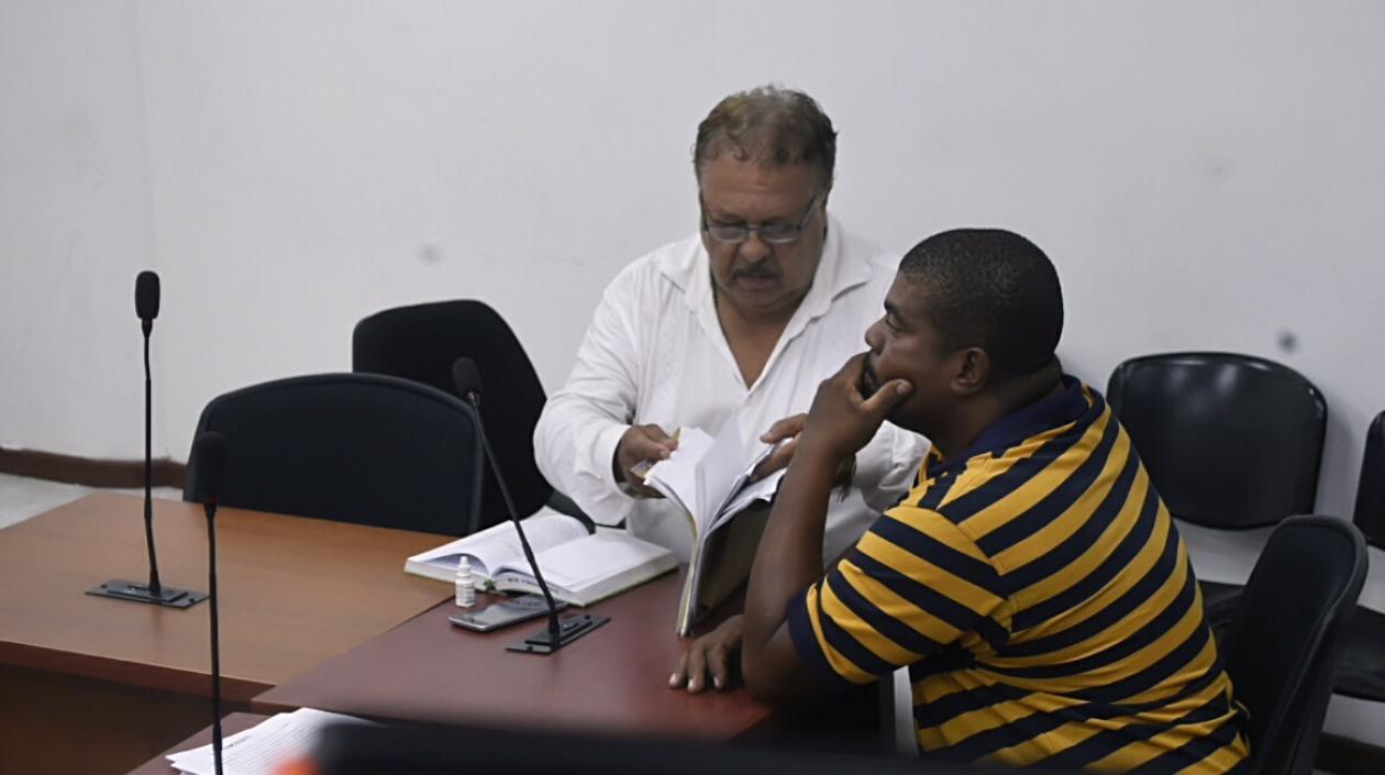 Gimy José Chapman Peñaloza.