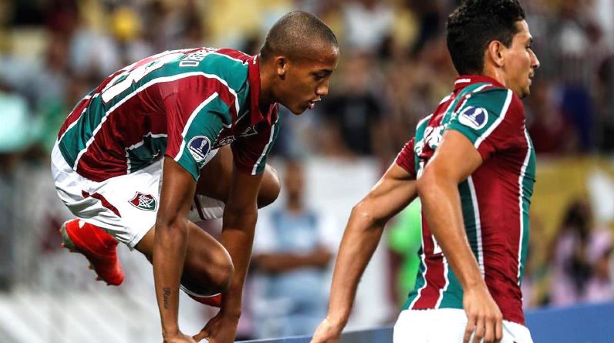 Joao Pedro celebrando uno de los goles de su tripleta frente al Nacional.