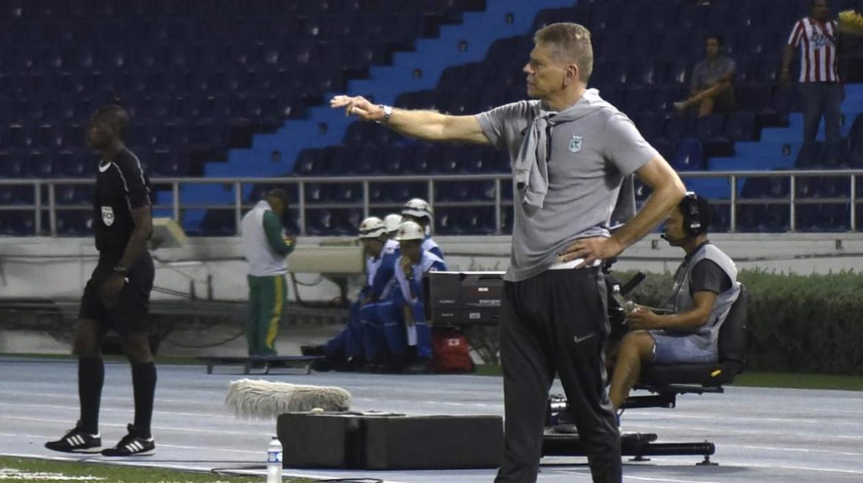 El técnico brasileño Paulo Autori.