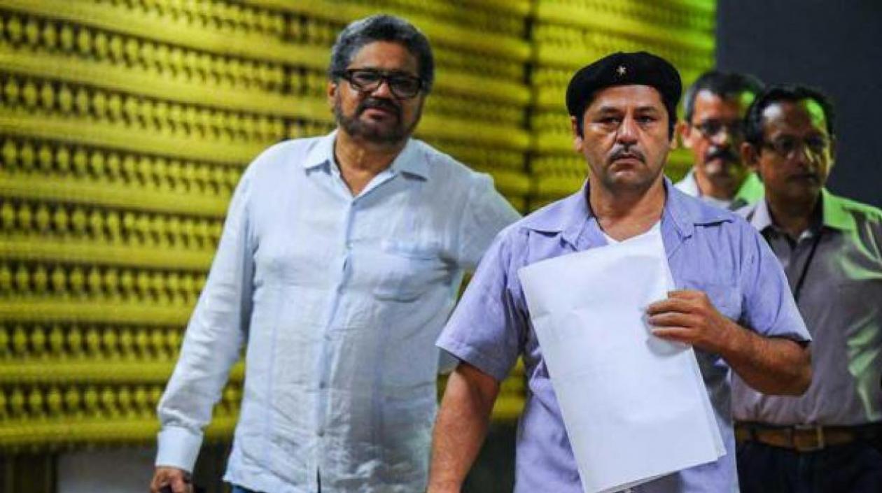 Iván Márquez y Henry Castellanos Garzón, alias 'Romaña'.