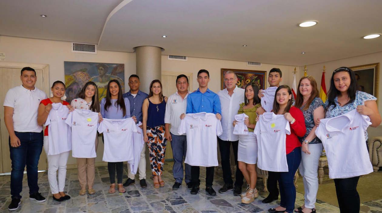 Los jóvenes practicantes de la convocatoria anterior.