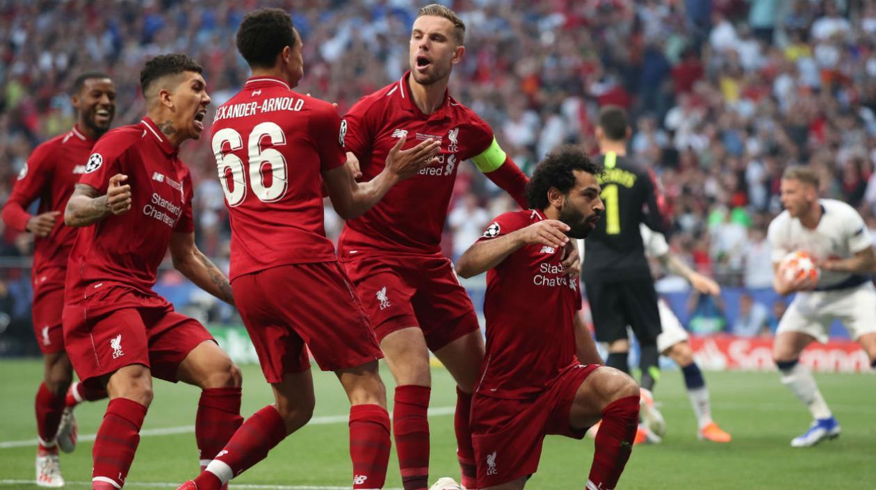 Mohamed Salah festeja el primer gol del partido. 