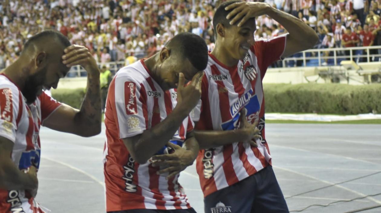 Luis Narváez festeja su quinto gol en la Liga Águila. 