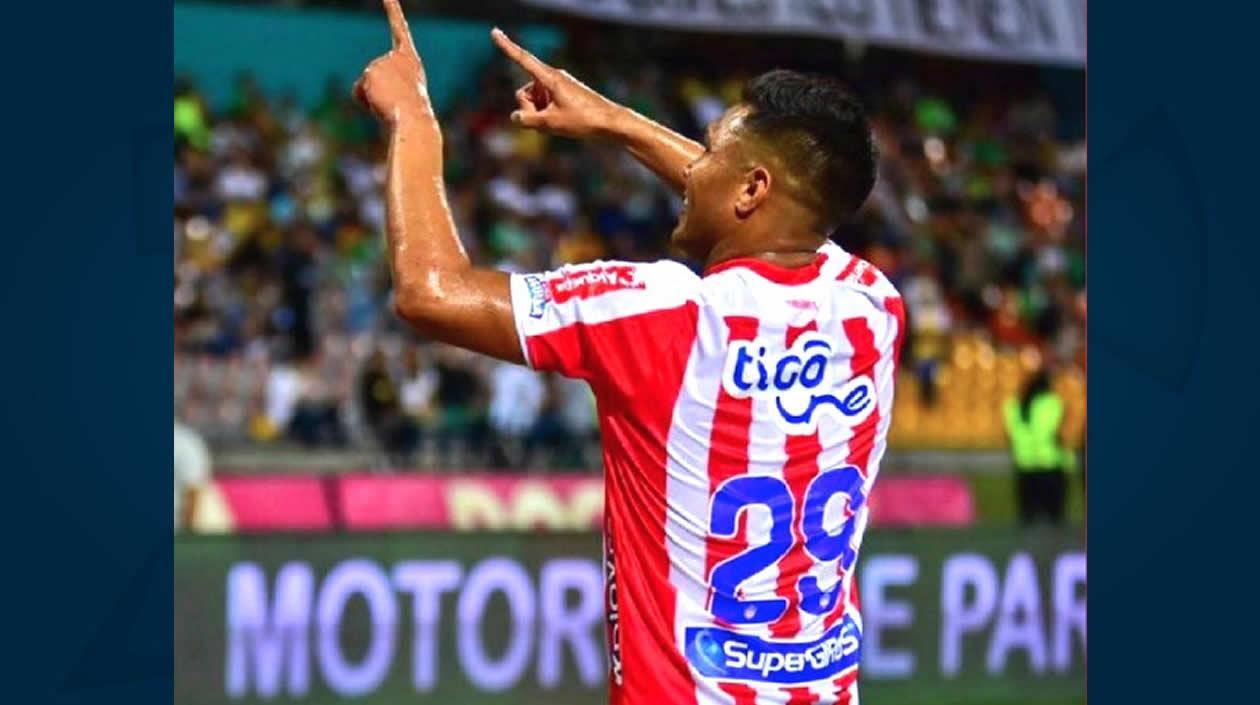 Teófilo Gutierrez festejando el segundo gol.