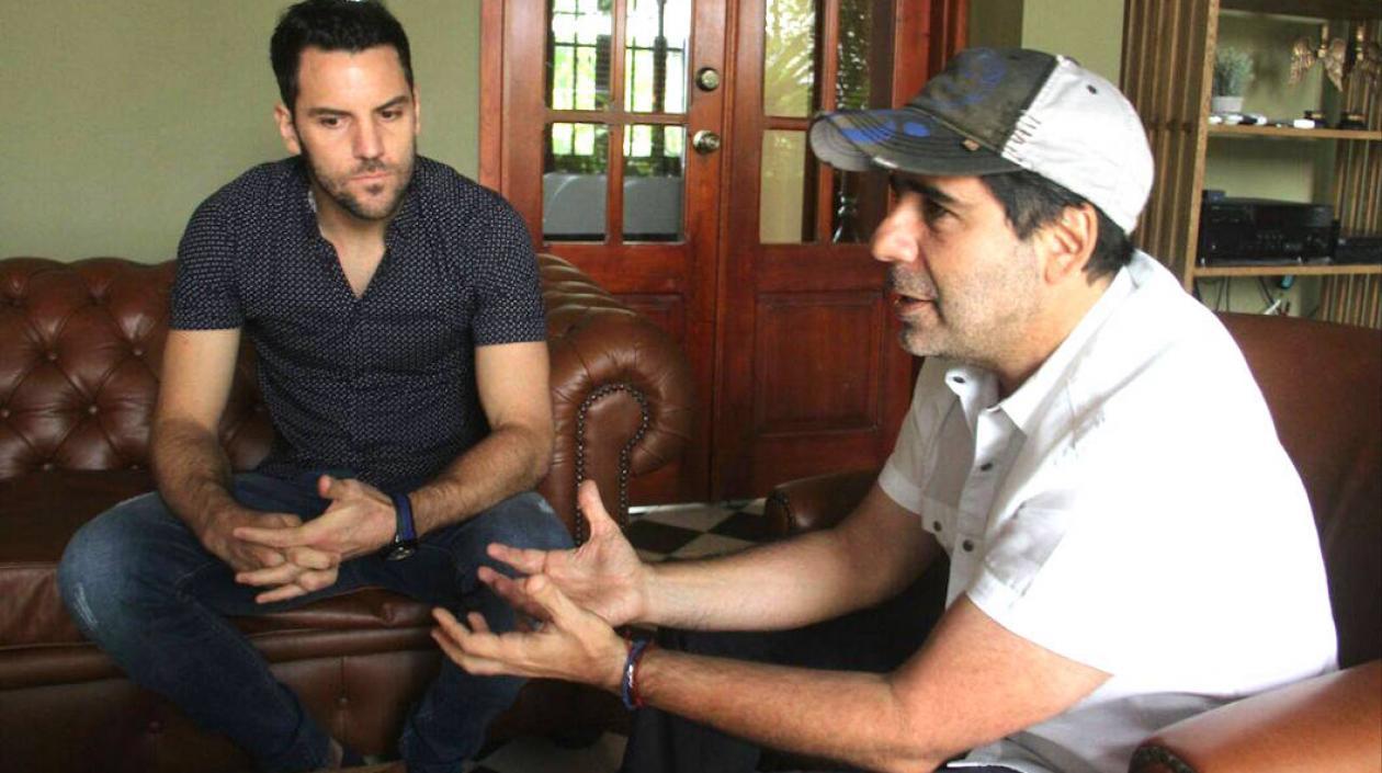 El Alcalde Alejandro Char con el capitán juniorista Sebastián Viera.