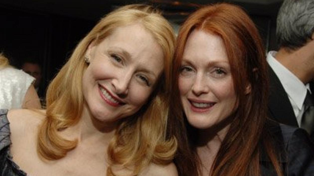 Las actrices estadounidenses Patricia Clarkson y Julianne Moore.