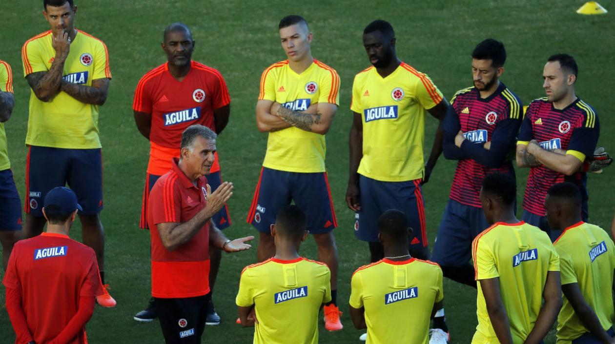 Carlos Queiroz, técnico portugués de la Selección Colombia, durante un entrenamiento.