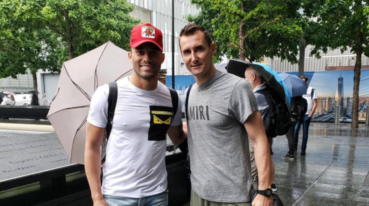 José Luis chunga y Miroslav Klose. 