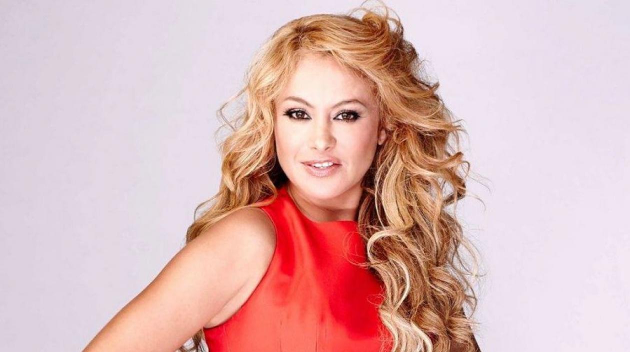 Paulina Rubio, cantante mexicana, conocida como 'la chica dorada'.