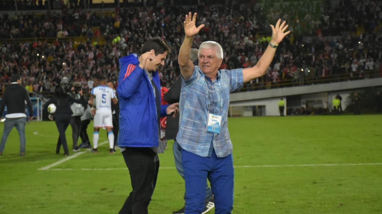 Juan Abuchaibe junto a Julio Comesaña, en la celebración de la novena estrella.