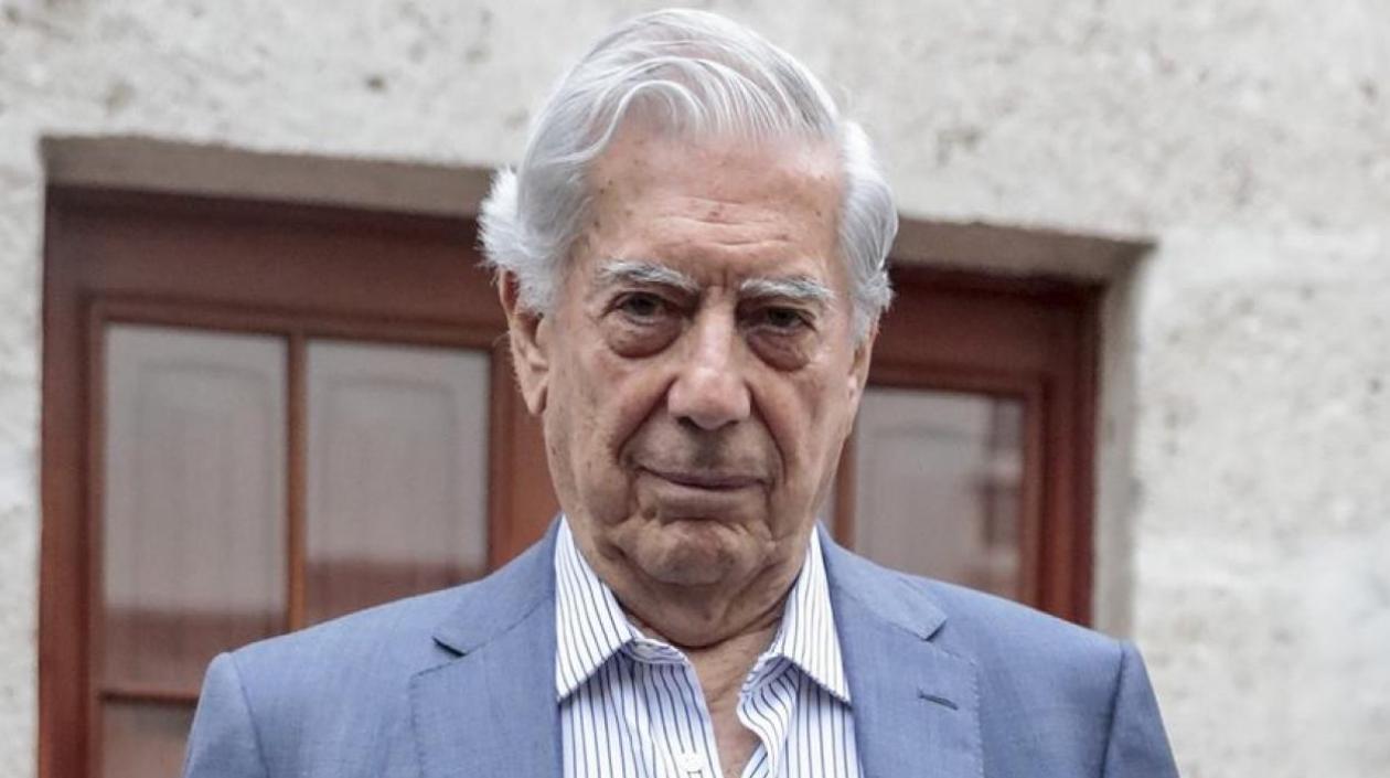 El escritor Mario Vargas Llosa.