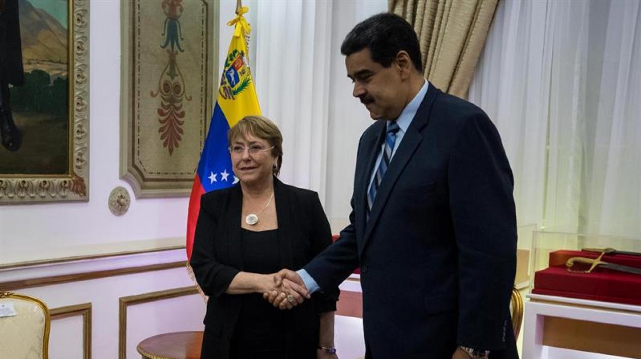 Michelle Bachelet y Nicolás Maduro.