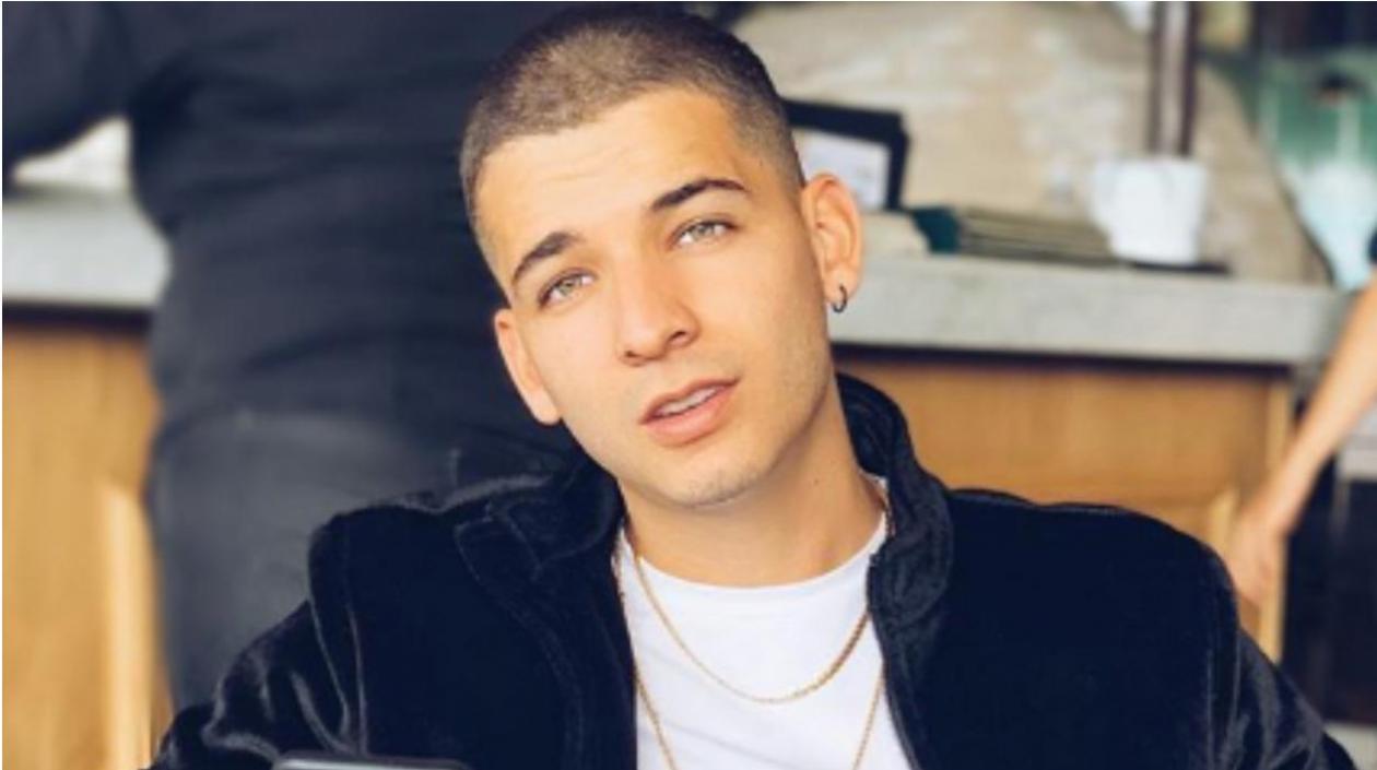 El cantante colombiano Legarda.