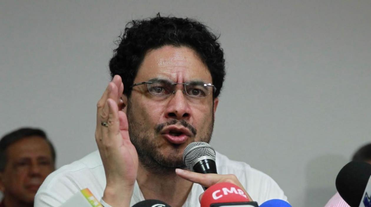 El senador Iván Cepeda.