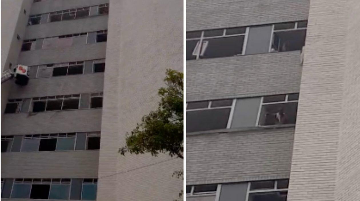 Momento en que bomberos llegó al piso 7 donde estaba la familiar de la periodista.