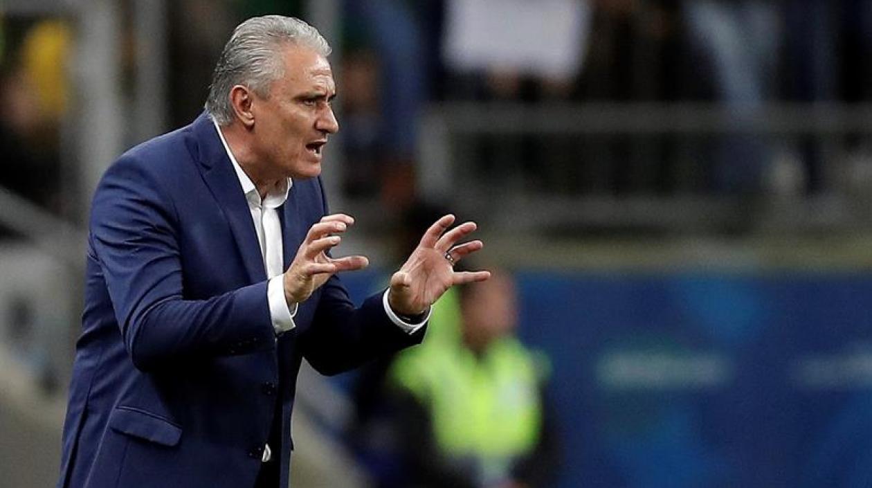 Tite, durante el partido ante Paraguay.