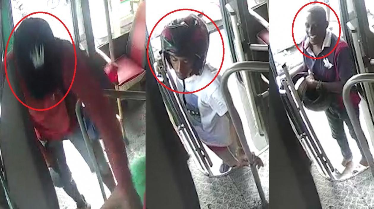 Los tres "actores" en el hurto al bus en barrio La Central, Soledad.