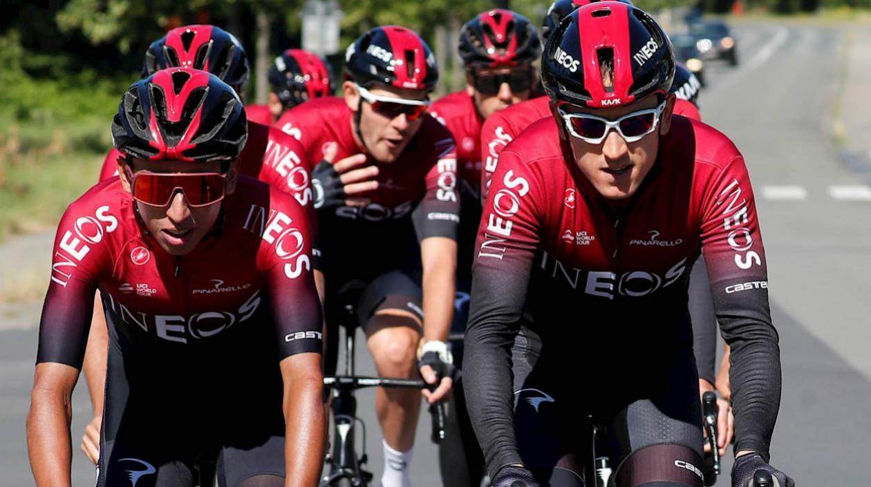 Egan Bernal y Geraint Thomas.