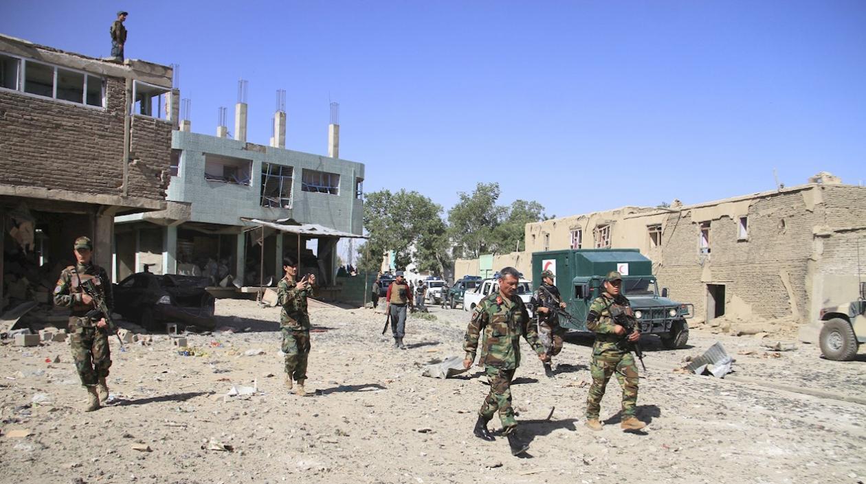 Los talibanes ensombrecen de nuevo el proceso de paz con un ataque en Afganistán.